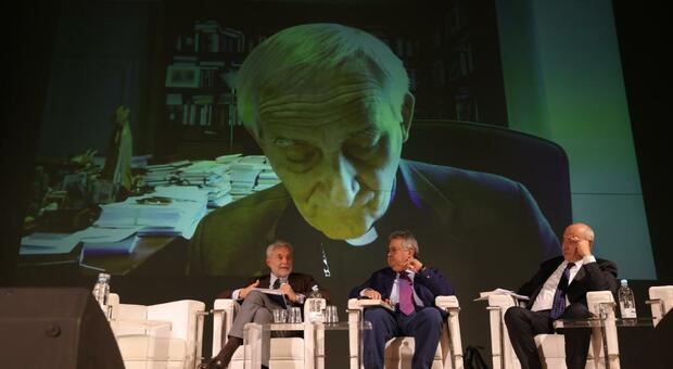  Don Diana, prete e uomo: «Vi racconto l?altra verità» 