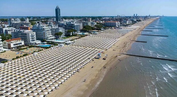 Edilizia, il boom &egrave; nelle spiagge e Jesolo batte tutti. Ma il Veneto &egrave; spaccato: crollano le licenze a costruire in montagna