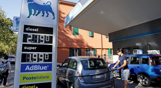 Carburanti, le pi&ugrave; colpite dai rincari sono Verona, Vicenza e Padova. Le stime di spesa