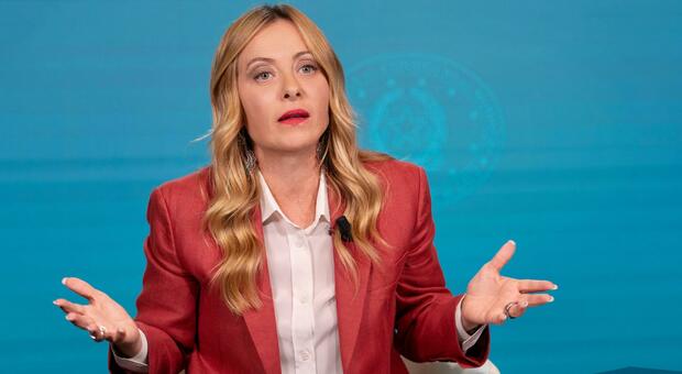 &laquo;Io sono Giorgia Meloni&raquo;, la premier registra il suo marchio vocale: mossa contro cloni Ai e deepfake