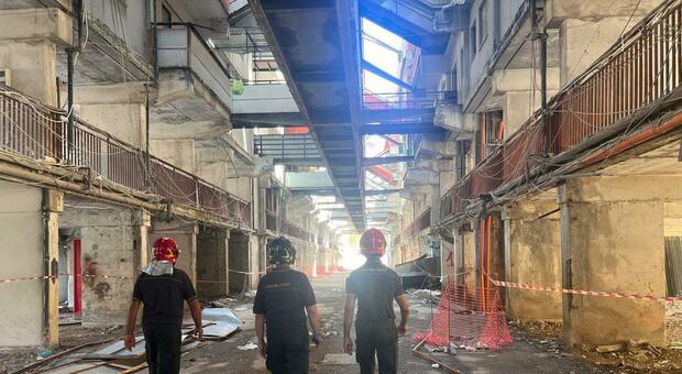  Scampia, ok ai risarcimenti per il crollo della Vela Celeste: «Soldi ai parenti delle vittime» 