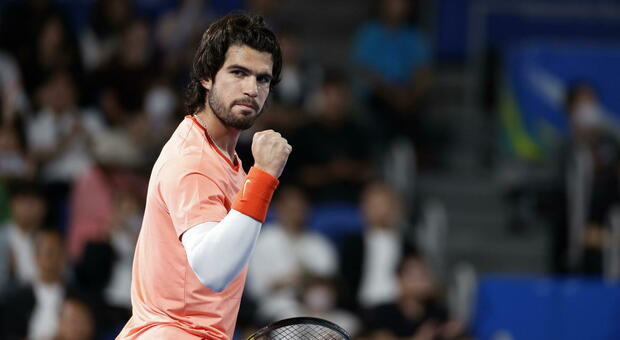 Carlos Alcaraz vince l'Atp 500 di Tokyo, battuto Lehecka 7-6 6-4: come cambia il ranking