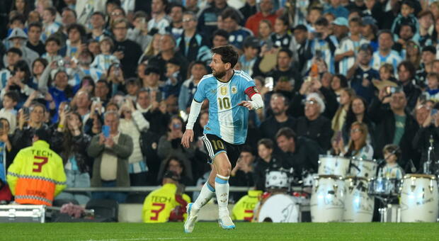  El ultimo tango de Leo, Messi lascia l'Argentina: lacrime Monumentali per l'ultima della Pulce 