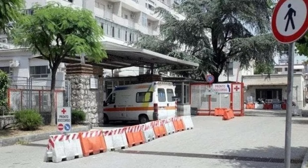 Castellammare: neonato mor&igrave; per complicazioni post parto, quattro sanitari indagati