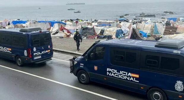 Confermata l'intrusione di navi da guerra marocchine a Ceuta