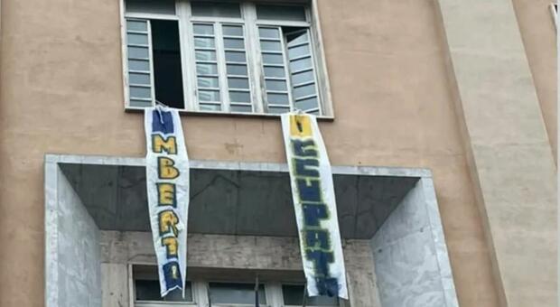  «Precariato e costi alti», la protesta degli studenti: liceali sul piede di guerra al Genovesi e al Sannazaro 