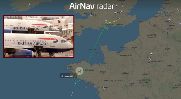 https://statics.cedscdn.it/photos/MED/2026/10/13/9822212_13125615_finestrino_rotto_volo_londra_lisbona_inversione_rotta_atterraggio_emergenza.jpg