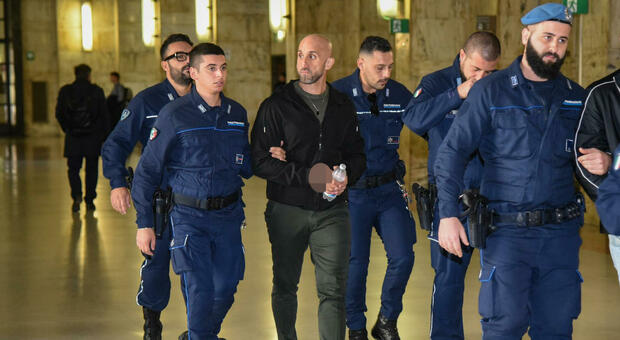Luca Lucci, ridotta a 8 anni la pena per l'ex capo ultr&agrave; milanista coinvolto nell'inchiesta Doppia Curva