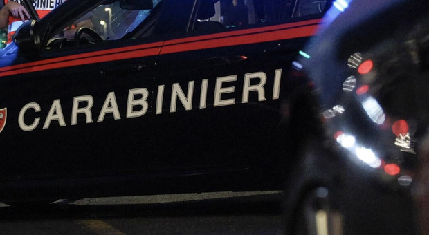 Napoli, controlli dei carabinieri: sanzionato tassista alla guida senza aver mai conseguito la patente