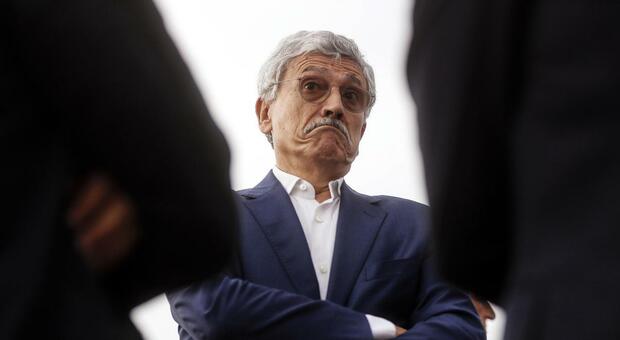  Massimo D'Alema presenta ?Eravamo Comunisti?: «Napoli una capitale del Pci ma qui anche la prima crisi» 