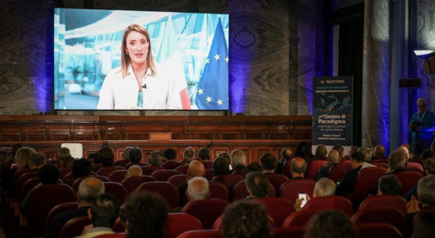  Cambio di paradigma, l'economia e nuovo mondo: anche la crisi dei tir al forum 