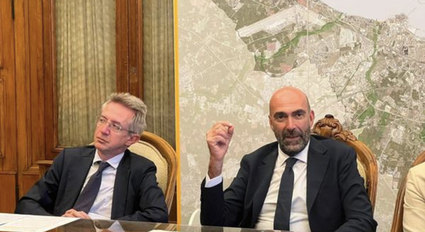 Protesta degli autotrasportatori, igiene e servizi essenziali: &laquo;Napoli ormai allo stremo&raquo;