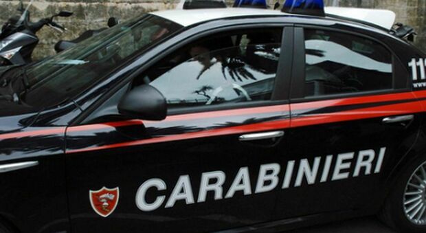  Somma Vesuviana, nell?auto tre molotov: carabinieri intervengono per un incidente e arrestano un graduato aiutante dell?Esercito 