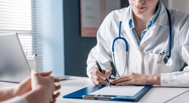 Sanit&agrave;, liste d'attesa per visite ed esami: la Puglia &egrave; la peggiore regione in Italia (anche se migliora)