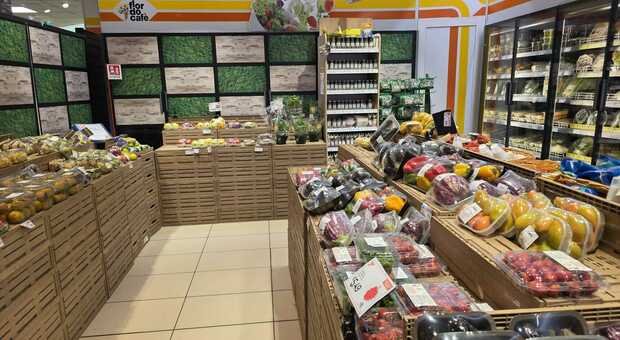  Blocco tir Campania, tornano i prodotti freschi nei supermercati: primi ritorni alla normalità in città 