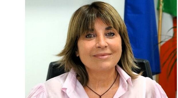  Il direttore generale dell?Asl Napoli 2 Nord, Monica Vanni: «Basta un?ecografia per fare la diagnosi: il tempo è prezioso» 