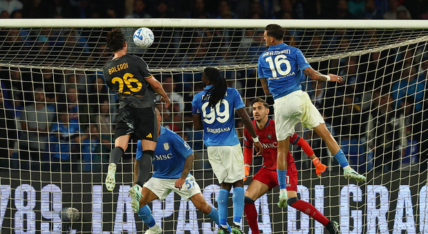 Napoli-Roma 3-3, le pagelle: McTominay (8) altra doppietta, Balerdi (8) salva Gasperini due volte