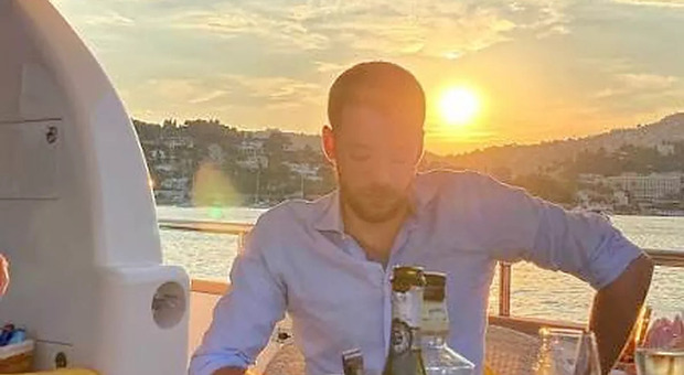 Antoine de Massy, trovato morto il 29enne cugino del principe di Monaco Alberto II: &laquo;Non &egrave; arrivato al pranzo di famiglia&raquo;. Il dolore di Alberto e Charl&egrave;ne