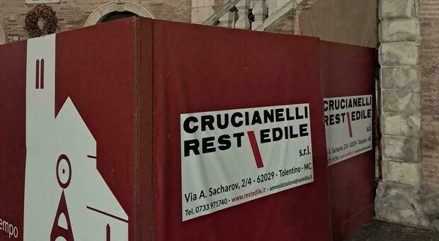 Fermo, lavori a Palazzo dei Priori: Di Ruscio paventa la paralisi. L&rsquo;appalto &egrave; della ditta Crucianelli: &laquo;Cosa far&agrave; il Comune in caso di ritardi?&raquo;