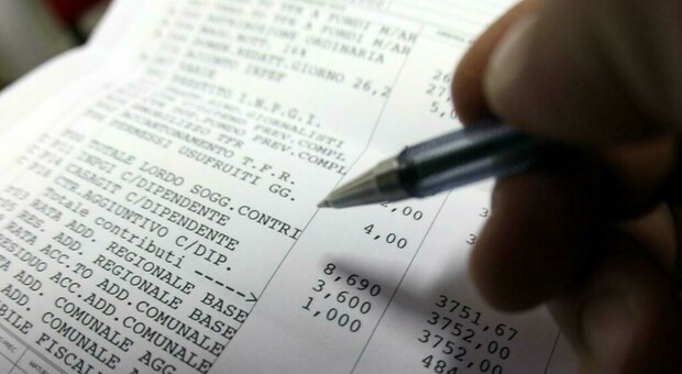 Irpef, quanto si risparmia con l'aliquota al 33% fino a 55mila: le simulazioni per fasce di reddito