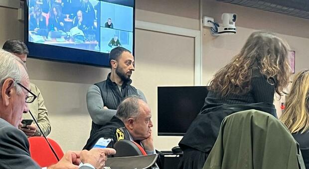  Clan Moccia, nuova svolta: tornano in cella i boss, sono stati filmati durante summit segreti 