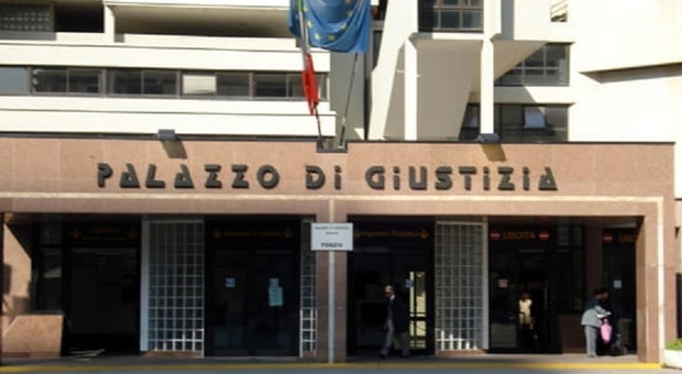  Neonato morto dopo il parto a Castellammare: il tribunale del Riesame annulla gli arresti 