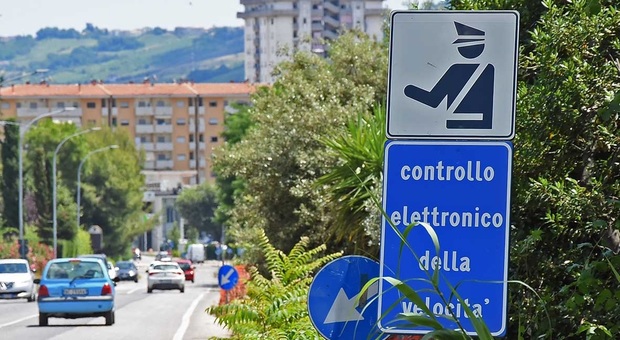 Ascoli, stop alle multe: Provincia smantella gli autovelox dalla Salaria e dalla Picena