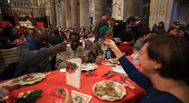 Roma, contro l'emergenza freddo pranzo e tombolata della Befana per i senza tetto