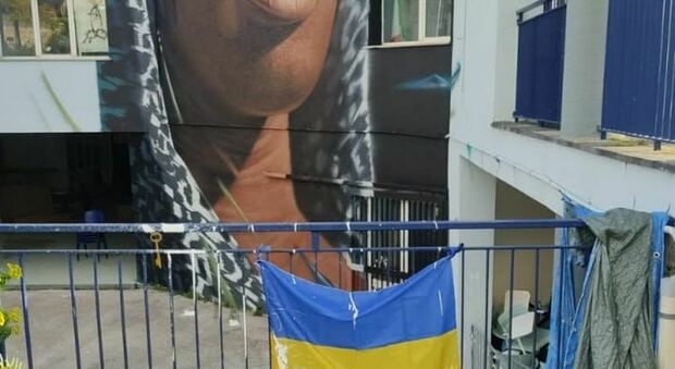 Jorit, imbrattato un suo murales a Ischia dopo il caso Putin