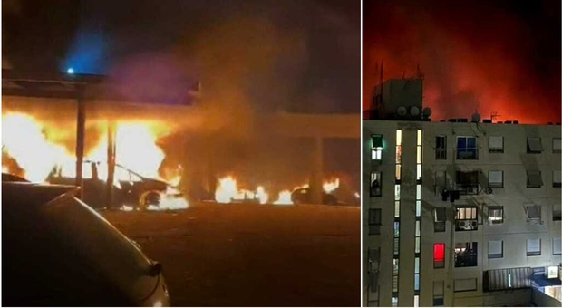 Tor Bella Monaca, notte di paura: nove macchine avvolte dalle fiamme