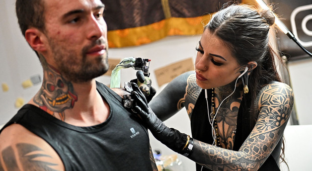 Tattoo convention, tre giorni con gli artisti del tatuaggio