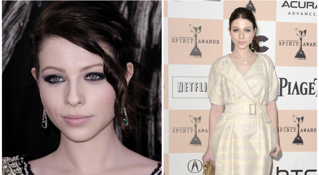 https://statics.cedscdn.it/photos/MED/21/14/8682114_26194926_michelle_trachtenberg_e_morta.jpg