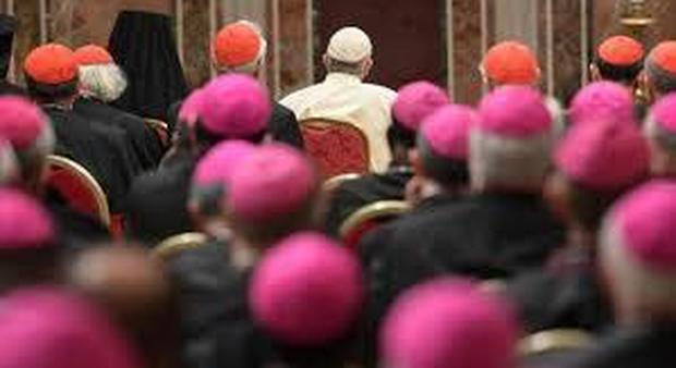 Coronavirus, l'Elemosiniere del Papa: non tutti i cardinali devolvono lo stipendio dopo l'appello del Pontefice