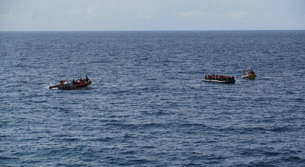 Naufragio al largo della Libia, Frontex: «I 61 migranti annegati tra onde alte più di due metri»