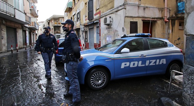 Napoli, evade dai domiciliari: denunciata 29enne