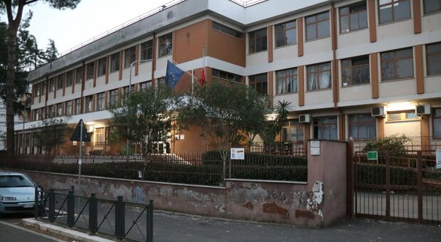 Salario-Vescovio, scuola chiusa: positivi una prof e un alunno alla Sinopoli-Ferrini Cluster in Prati