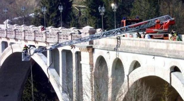 Il ponte di Roana dove stamane è avvenuta la tragedia