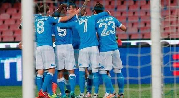 La pagella| Napoli-Bologna 6-0. Hamsik dà ancora spettacolo. Allan padrone del centrocampo