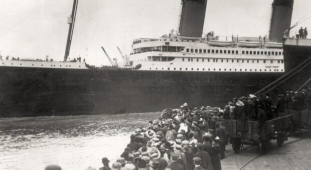 Titanic, un nuovo video mostra dettagli inediti del relitto. La nave, affondata nel 1912, è a quasi 4 km di profondità nell'Atlantico