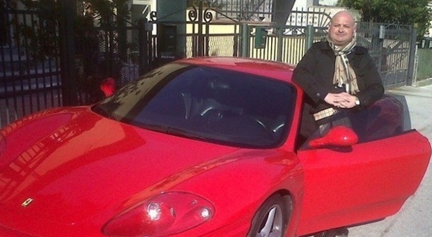 Di Donato, il «re» dell’accoglienza: 24mila euro al giorno e una Ferrari