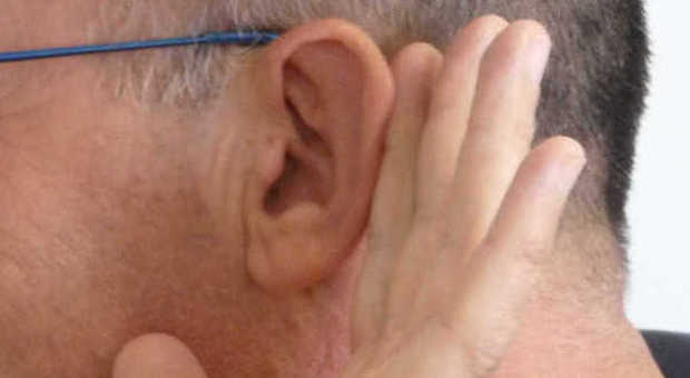 Orecchio bionico che si autoalimenta a Pisa il progetto potrebbe eliminare la sordità