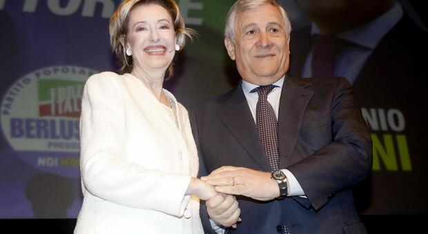 (da sx) Letizia Moratti e Antonio Tajani all'apertura della campagna elettorale di Forza Italia al teatro Manzoni a Milano, 21 aprile 2024.ANSA/MOURAD BALTI TOUATI