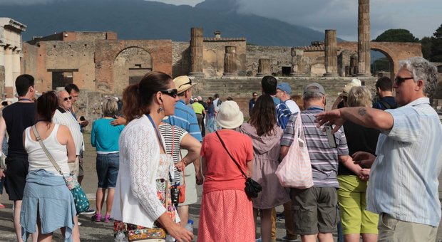 Pompei e Colosseo, Bonisoli: «Ragionare sul numero di visitatori»