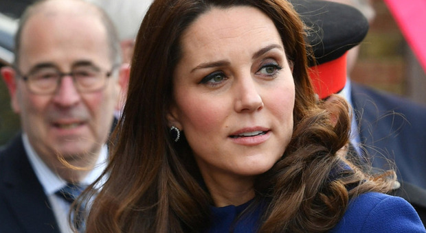 «Kate Middleton? Più vicina a re Carlo che al marito William». Cosa sta succedendo