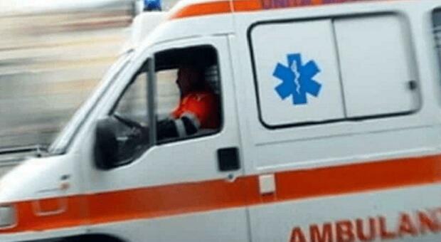 Ambulanza del 118 in un intervento di soccorso