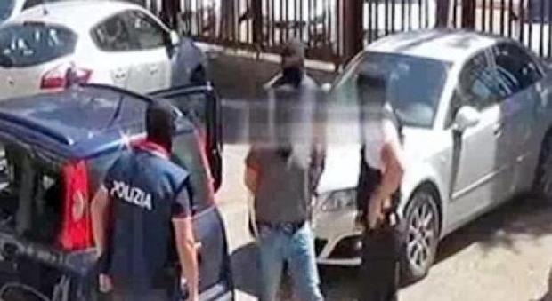 Imam, rifugiato e soldato Isis arrestato prima del martirio