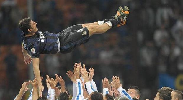 Zanetti: "Onorerò l'Inter e i valori dello sport ​anche da dirigente". Moratti: "Thohir sembra Psy"