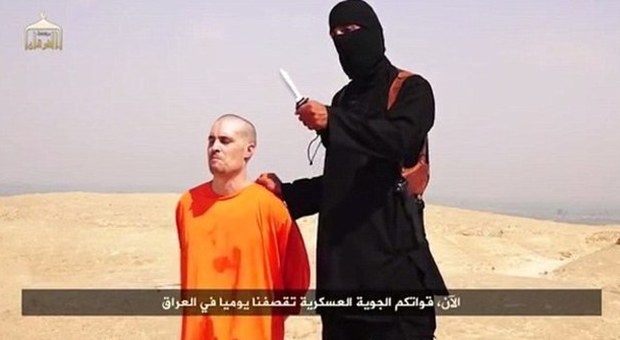 Il reclutatore dell'Isis: "Tra di noi ci sono anche tanti italiani. Foley? Era una spia. Anche il Vaticano diventerà musulmano"
