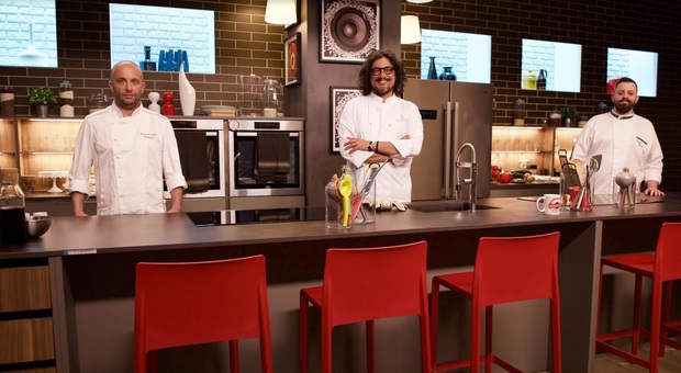 Alessandro Borghese torna su Sky con Kitchen Duel, la sfida dei talenti italiani a colpi di gusto