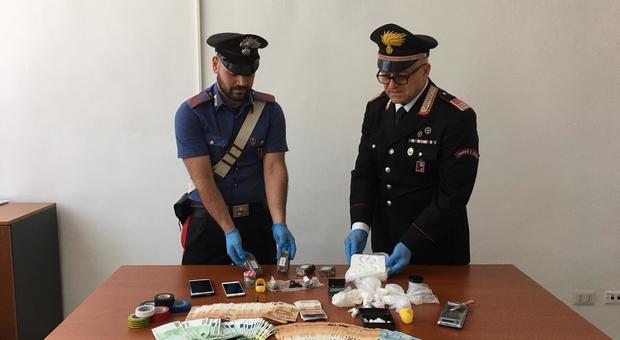 Velletri, cocaina e 15mila euro in contanti, 58enne pusher in manette